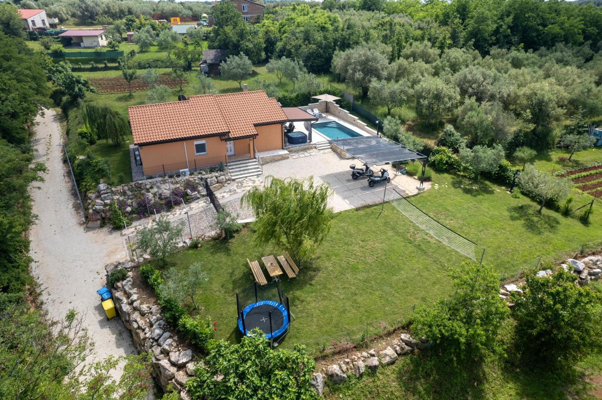Villa Pendolina With Private Pool ブイェ エクステリア 写真