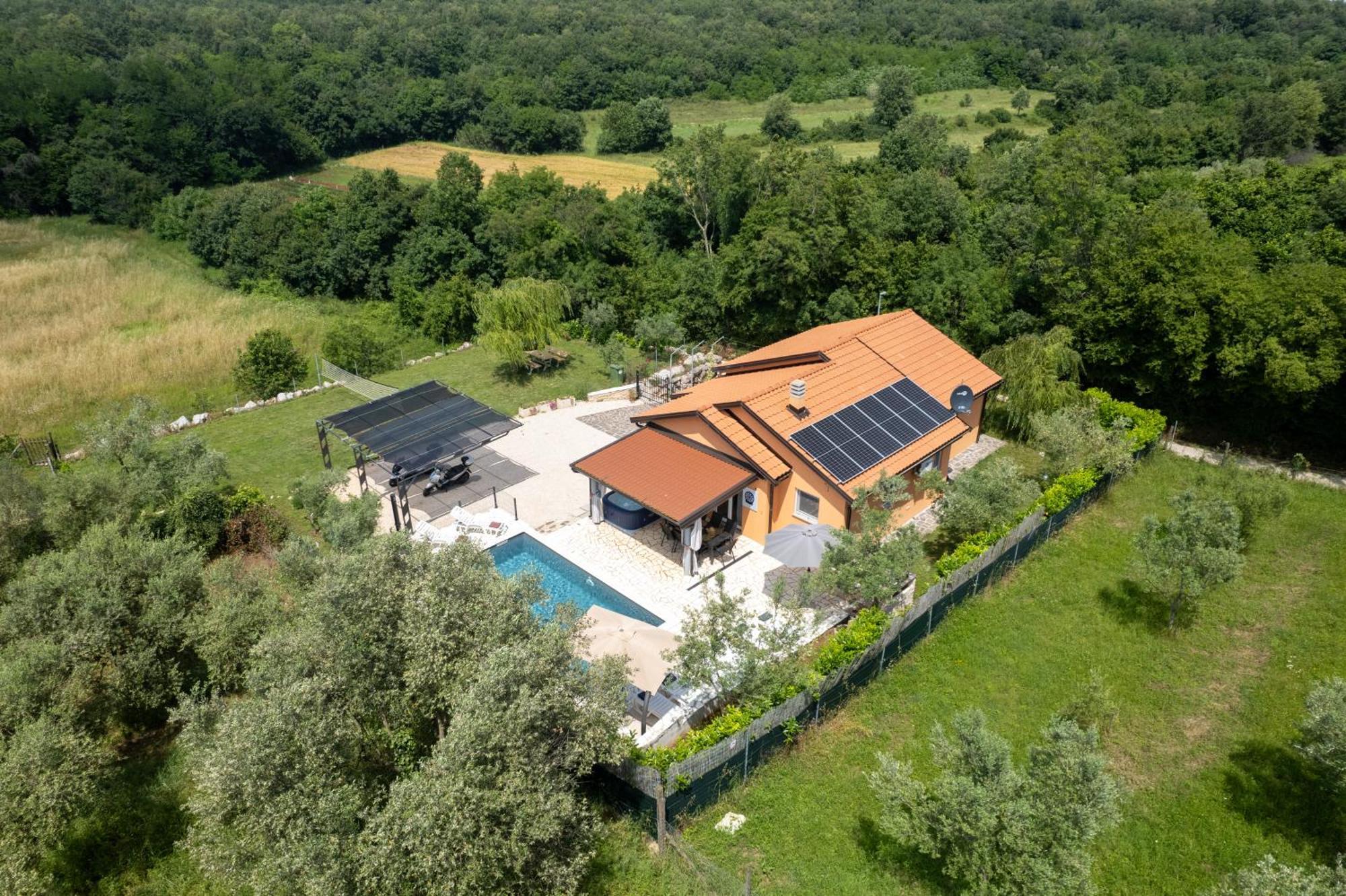 Villa Pendolina With Private Pool ブイェ エクステリア 写真