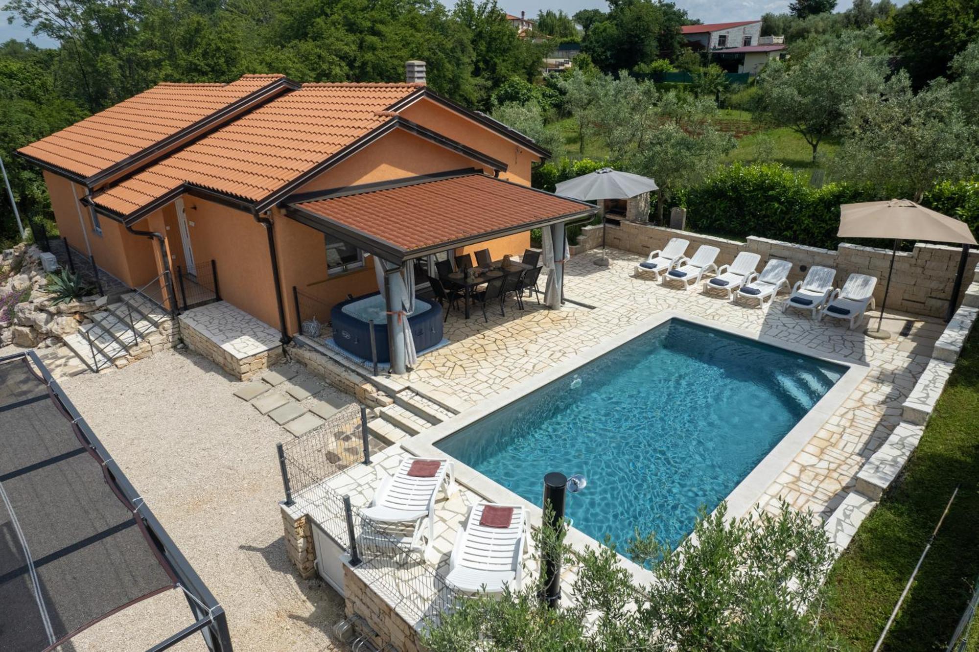 Villa Pendolina With Private Pool ブイェ エクステリア 写真